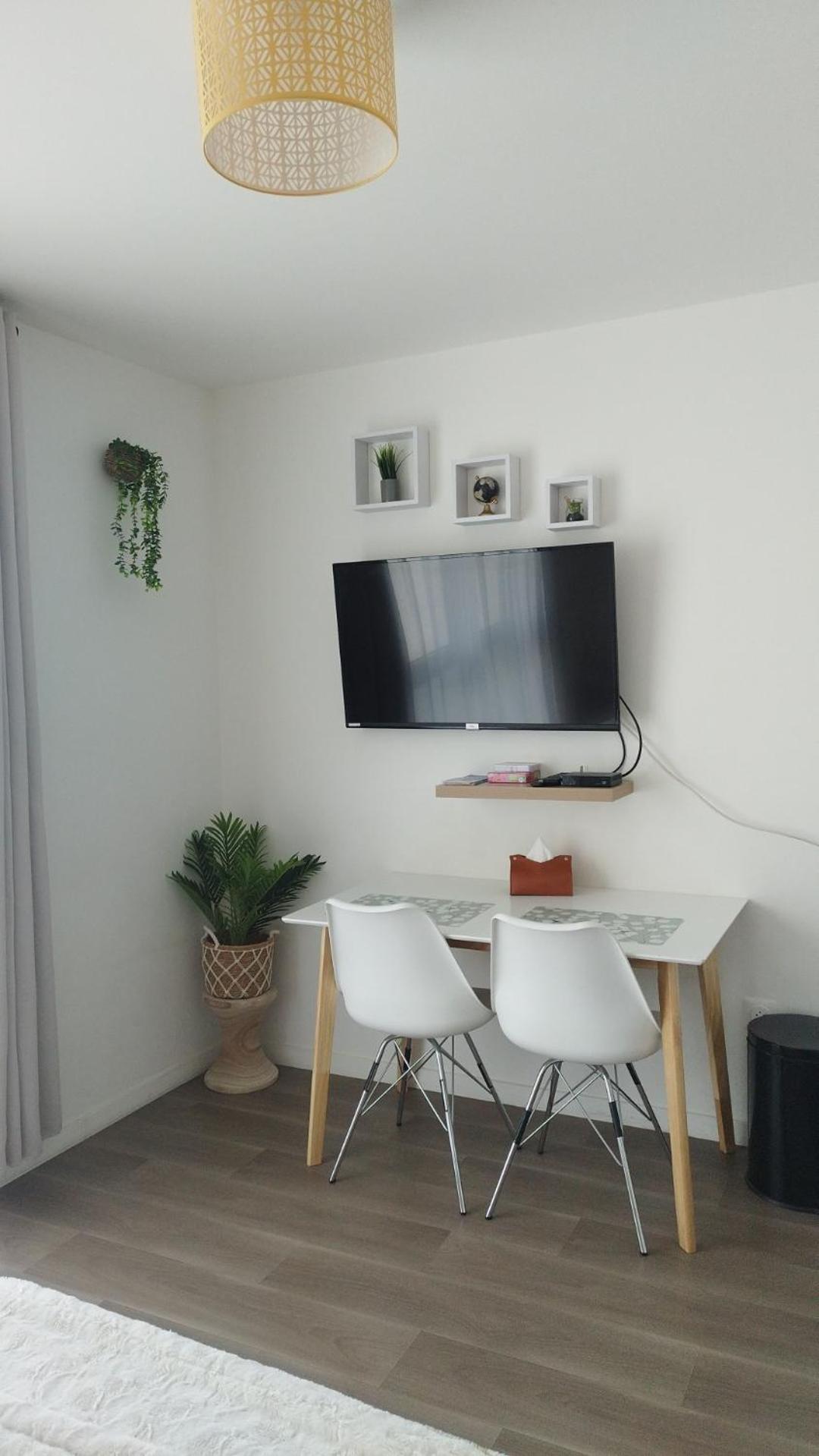 Pied-à-terre idéal pour touristes et professionnels Villeneuve-la-Garenne Exterior foto
