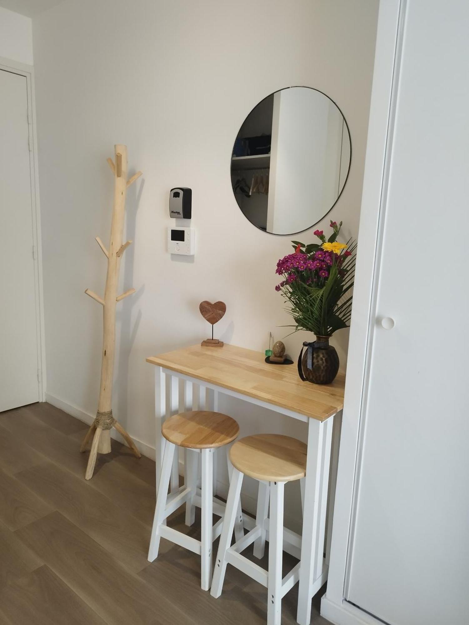 Pied-à-terre idéal pour touristes et professionnels Villeneuve-la-Garenne Exterior foto